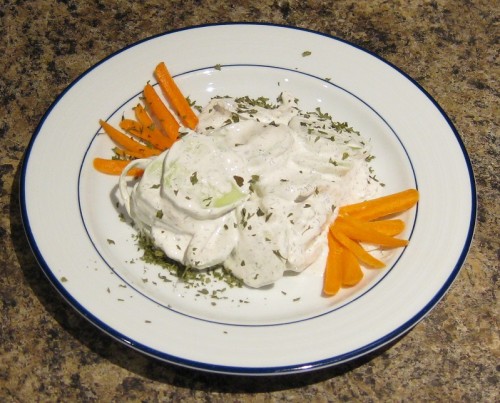 cucumbers and sour cream